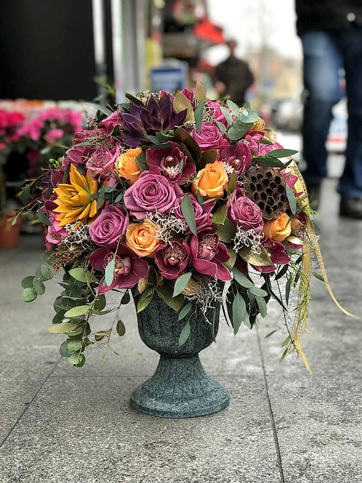 orkideler-ve-pembe-guller